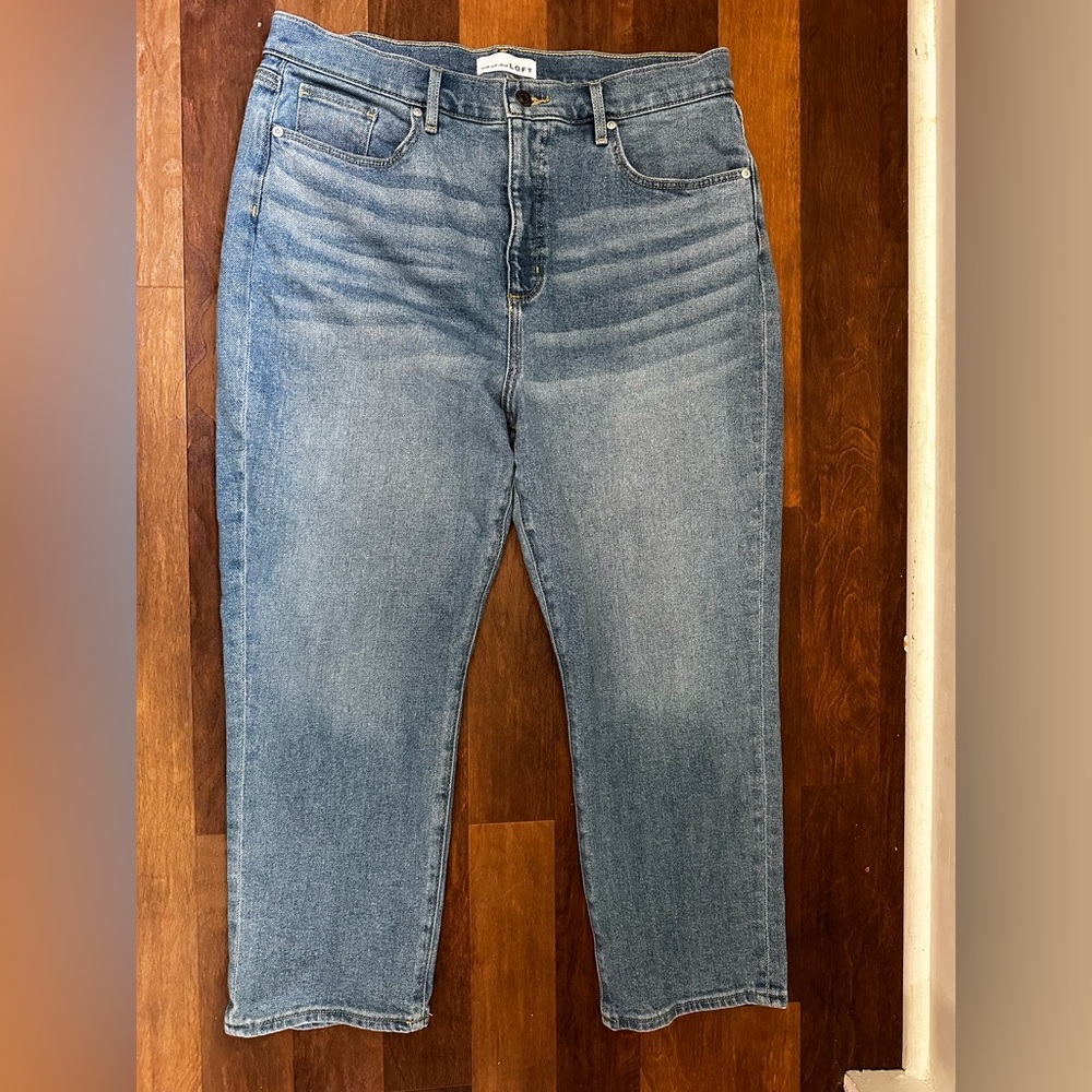 LOFT “The Slim” Light Wash Jeans Size 32 | 14